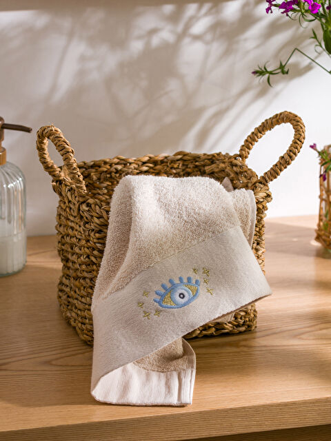 LCW HOME Pamuklu Göz Nakışlı Yüz Havlusu 50x80 cm - S4I576Z8-F9C