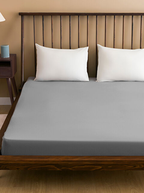 LCW HOME Çift Kişilik Lastikli Battal Boy Çarşaf 180x200x30 - S4I658Z8-GDU