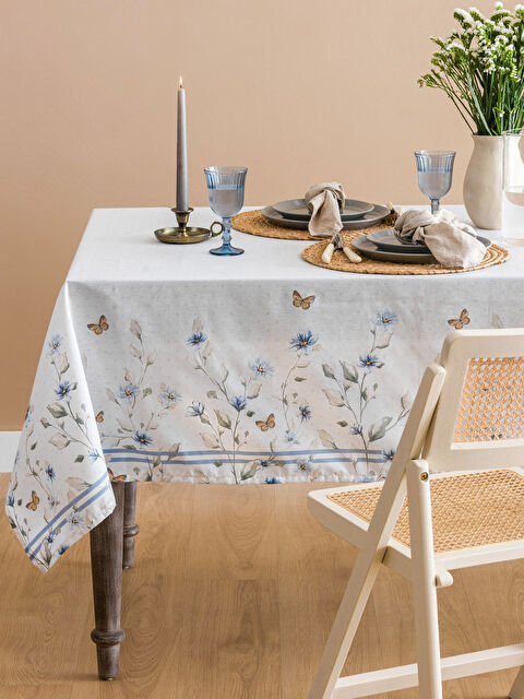 LCW HOME Baskılı Masa Örtüsü 150x200 cm - S4L915Z8-F9C