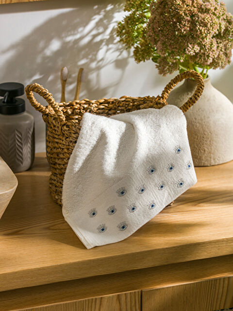 LCW HOME Göz Nakışlı Pamuklu Yüz Havlusu 50x80 cm - S5BC77Z8-EEW