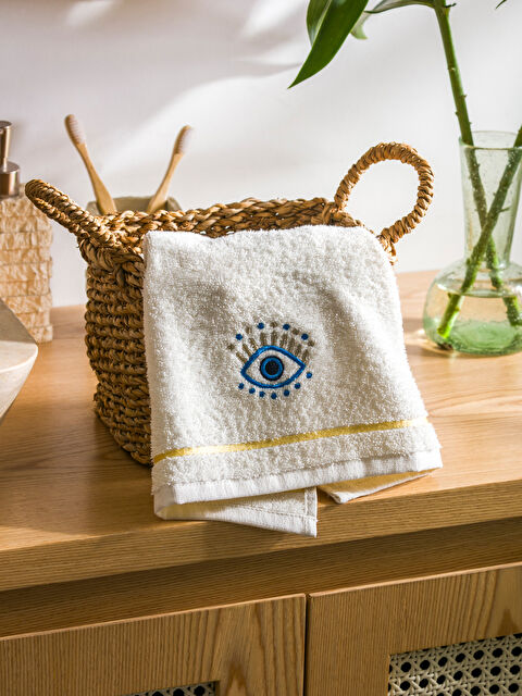 LCW HOME Göz Nakışlı Pamuklu El Havlusu 50x80 cm - S5BC84Z8-EEW