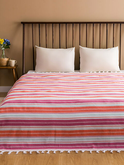 LCW HOME Çizgi Desenli Çift Kişilik Yatak Örtüsü 175x220 cm - S5BT87Z8-F9C