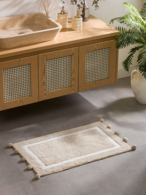 LCW HOME Ponpon Detaylı Banyo Paspası 50x80 cm - S5BV18Z8-DS3