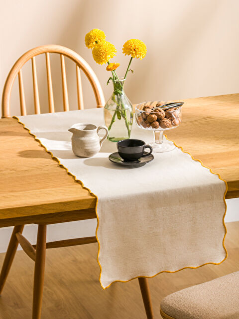 LCW HOME Çizgi Nakışlı Runner 40x120 cm - S5CR23Z8-V9H