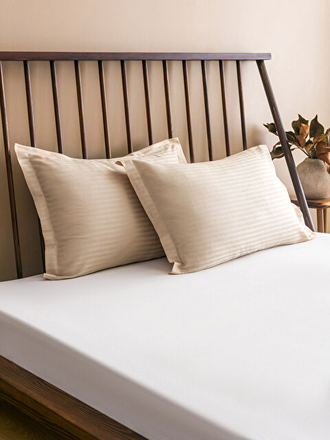 LCW HOME Çizgi Desenli PamukIu Yastık Kılıfı 2'li - S5GV04Z8-Z4B