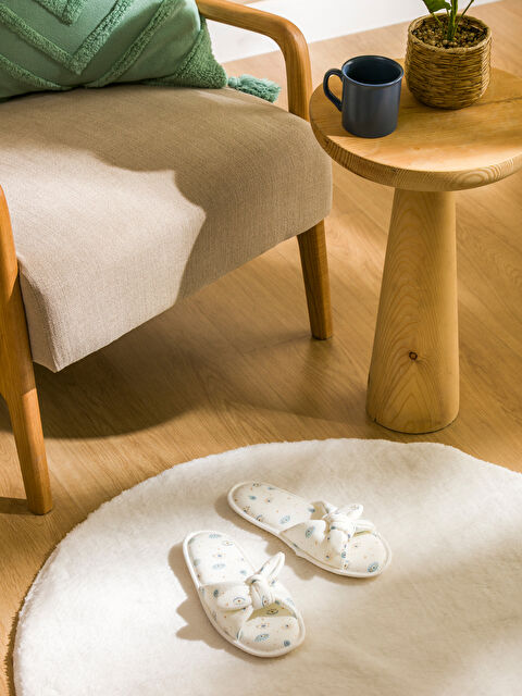 LCW HOME Fiyonk Detaylı Kadın Ev Terliği - S5HC74Z8-F9C