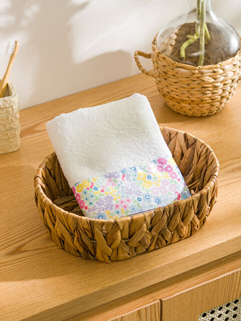 LCW HOME Çiçek Baskılı Pamuklu Yüz Havlusu 50x80 cm - S5HT82Z8-J5E