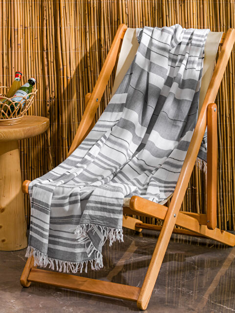 LCW HOME Çizgi Detaylı Saçaklı Peştamal Havlu 90x165 cm - S5IJ07Z8-YGE