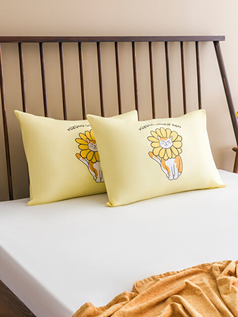 LCW HOME Çiçek Baskılı Pamuklu Yastık Kılıfı 2'li 50x70 cm - S5LO80Z8-FTY