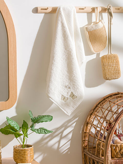 LCW HOME Butterfly Embroidered Cotton Face Towel 50x80 cm - S5N073Z8-EEW