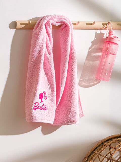 LCW HOME Barbie Nakışlı Kadın Spor Havlusu 30x110 cm - S5O914Z8-JH4