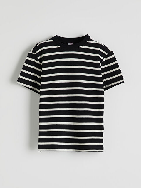 LCW Kids Bisiklet Yaka Çizgili Erkek Çocuk Tişört - S5PS91Z1-LU7