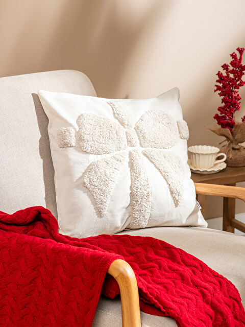 LCW HOME Fiyonk Baskılı Pelüş Kırlent 45x45 cm - S60767Z8-DEE