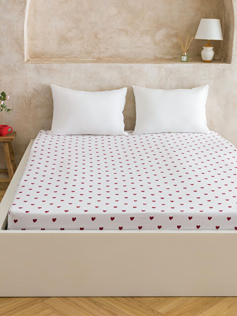 LCW HOME Kalp Baskılı Çift Kişilik Lastikli Çarşaf - S61783Z8-LTQ