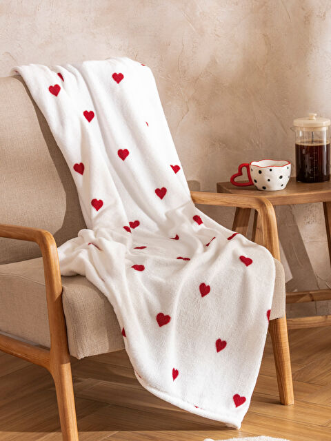 LCW HOME Kalp Baskılı Tv Battaniyesi 100x150 cm - S61787Z8-LTQ