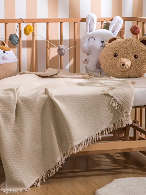 LCW HOME Püsküllü Erkek Bebek Müslin Örtü 100x100 cm - S63323Z1-YWW