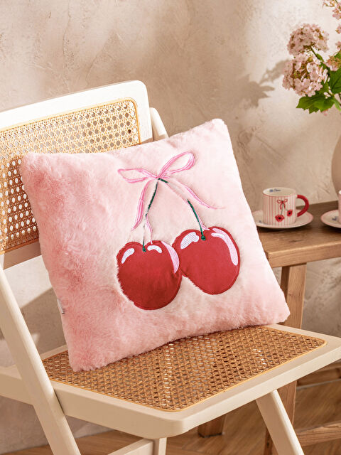 LCW HOME Kiraz Baskılı Pelüş Kırlent 45x45 cm - S64301Z1-F9C