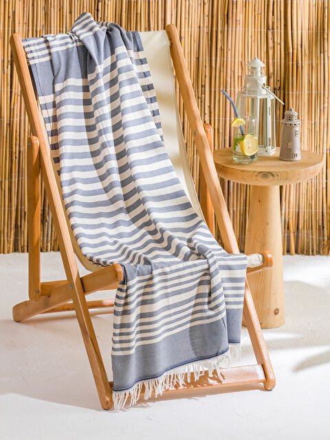 LCW ACCESSORIES Çizgi Desenli Erkek Plaj Havlusu 70x150 cm - S5R896Z8-LGS