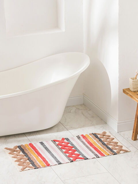 LCW HOME Püsküllü Banyo Paspası 50x95 cm - S64944Z8-F9C