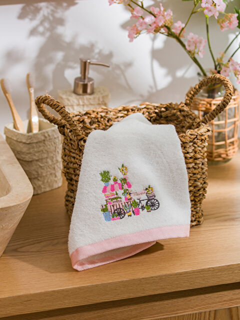 LCW HOME Embroidered Hand Towel 50x80 cm - S65230Z8-EEW