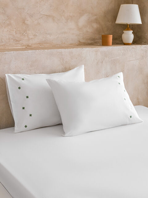 LCW HOME Çiçek Nakışlı Yastık Kılıfı 2 'li 50x70 cm - S65873Z8-J5E