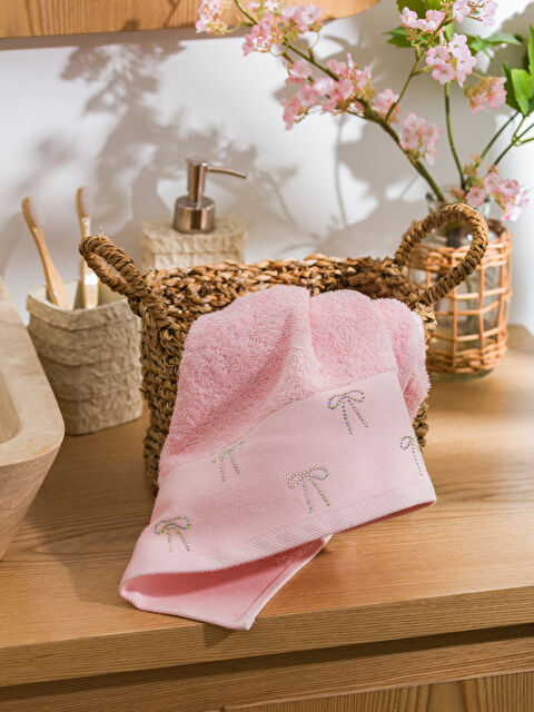 LCW HOME Fiyonk Nakışlı Pamuklu Yüz Havlusu 50x80 cm - S6EC29Z8-ZWU