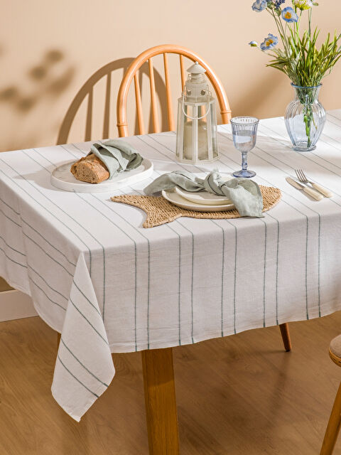 LCW HOME Çizgi Desenli Masa Örtüsü 150x200 Cm - S6G240Z8-YYN