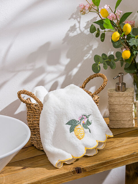 LCW HOME Lemon Embroidered Face Towel 50x80 cm - S6G871Z8-EEW