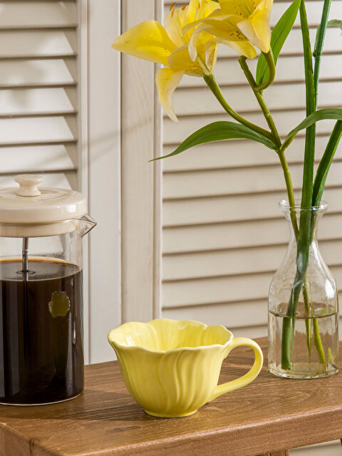 LCW HOME كوب اصفر