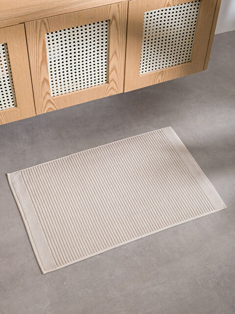 LCW HOME Çizgili Banyo Paspası 50x80 cm - S6GU76Z8-RW0