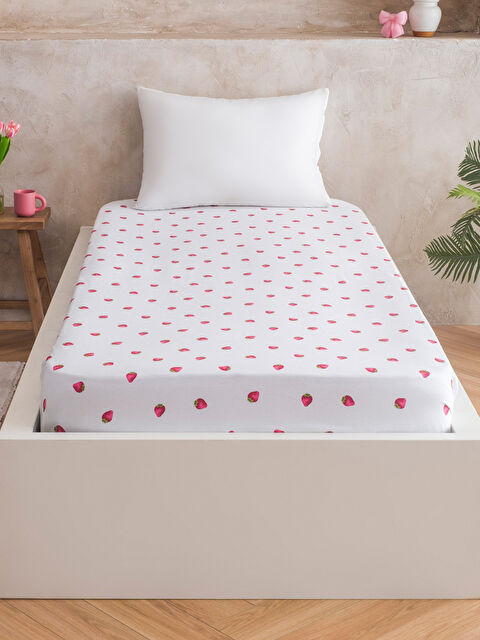 LCW HOME Çilek Desenli Tek Kişilik Lastikli Çarşaf - S6H044Z8-LUG
