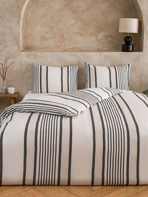 LC WAIKIKI Çizgili Çift Kişilik Nevresim Seti - S6HE17Z8-LEG