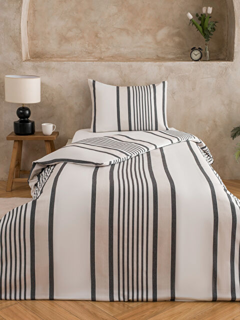 LCW HOME Çizgili Tek Kişilik Nevresim Seti - S6HE21Z8-LEG