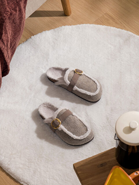 LCW STEPS İçi Tüylü Pelüş Kadın Ev Terliği - S6II99Z8-DU7