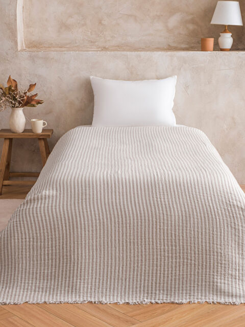 LCW HOME Tek Kişilik Müslin Yatak Örtüsü