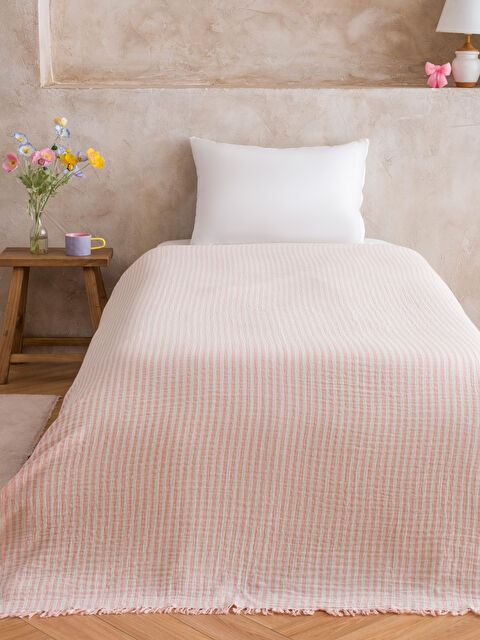 LCW HOME Tek Kişilik Müslin Yatak Örtüsü