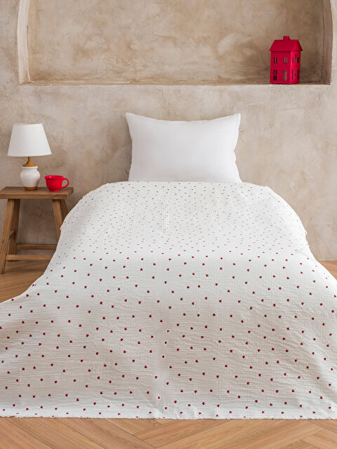 LCW HOME Kalp Desenli Tek Kişilik Yatak Örtüsü