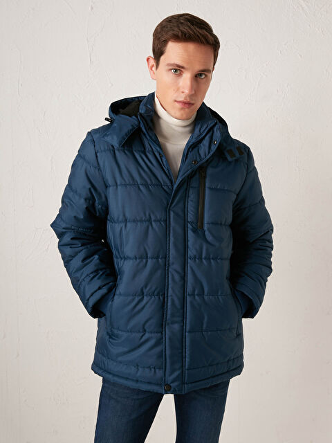 LCWAIKIKI Classic Палто тип шушляк с качулка и стандартна кройка за мъже - 0WH811Z8-CTG