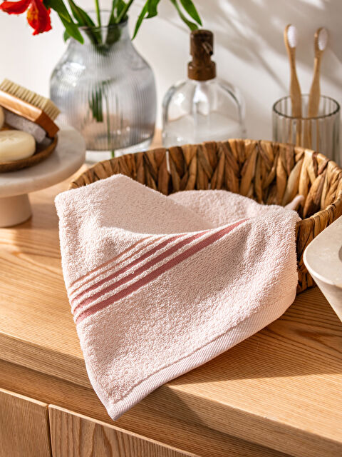 LCW HOME Striped Hand Towel 30x50 Cm - W2DU71Z8-DRH