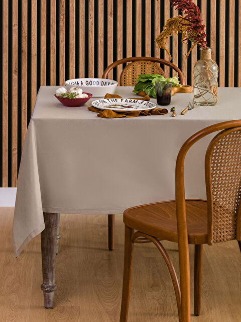 LCW HOME Flat Table Cloth 150x200 Cm - W2HB33Z8-DFV