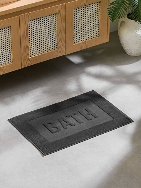 LCW HOME Pamuklu Yazı Baskılı Banyo Paspası 50x70 cm - W4AB70Z8-CVL