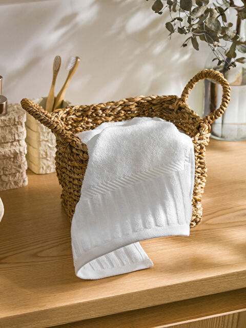 LCW HOME Embroidered Cotton Face Towel 50x80 cm - W4AJ48Z8-J5E