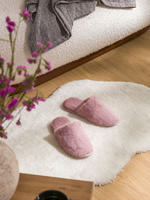 LCW STEPS Pantoufles de Maison en Peluche Unies pour Femmes - W4BU18Z8-MA6