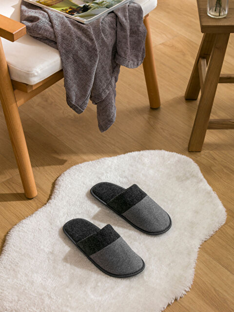 LCW STEPS نەعلەی ناوماڵی نەخشدار بۆ پیاوان