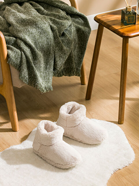 XSIDE Pelüş Kadın Ev Botu - W4CQ82Z8-CR8