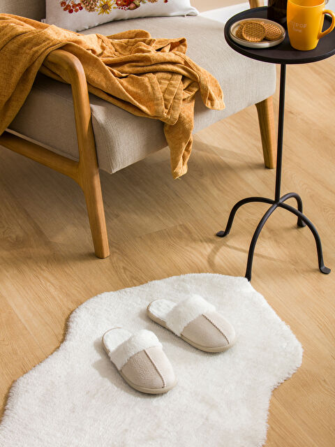 LCW STEPS Isı Korumalı Pelüş Kadın Ev Terliği - W4EP27Z8-YJ3