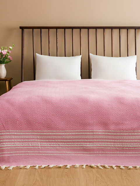 LCW HOME Çizgi Nakışlı Yatak Örtüsü 180x230 cm - W4HV11Z8-JLQ