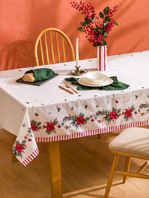 LCW HOME Yılbaşı Temalı Masa Örtüsü 150x220 cm - W4I799Z8-DEE