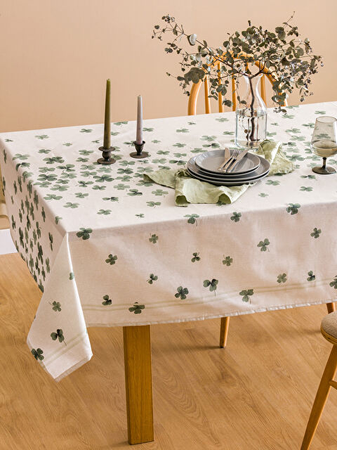 LCW HOME Yaprak Desenli Masa Örtüsü 150x200 cm