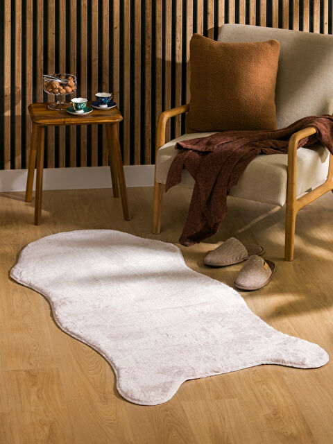 LCW HOME Pelüş Halı 80x150 cm - W4KP76Z8-K6V
